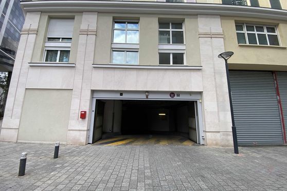 Vignette parking Faubourg de l'Arche - 39 avenue de L'arche - Courbevoie