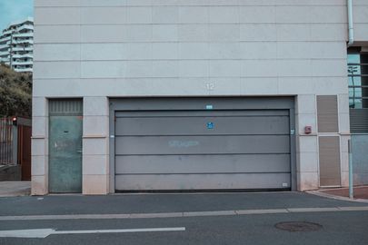 Parking RER Issy-Val de seine - allée Gustave Eiffel - Issy les Moulineaux