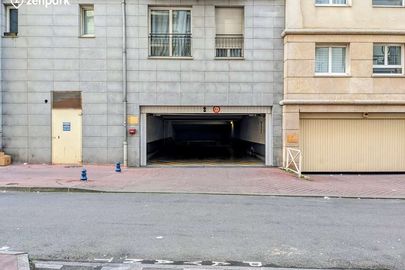Parking Montrouge - Cimetière de Bagneux - Metro Barbara