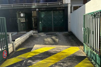 Parking Commissariat de Police - 25 rue du landy - Clichy