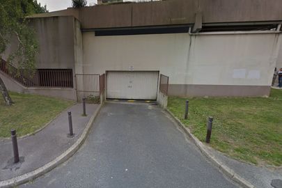 Parking 5 allée V Grissom - Romainville