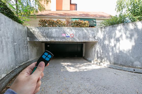 Vignette parking Le Village - Ris Orangis