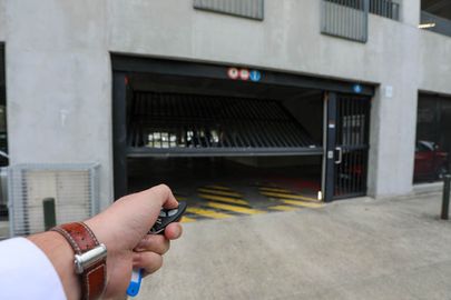 Parking Tramway La Belle Rose - rue des Muriers - Bègles