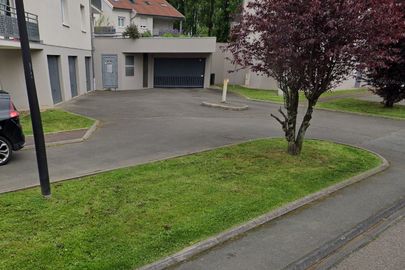 Parking 7 rue de l'Étang - Montbéliard - Boxs extérieurs