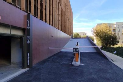 Parking Bruges - Tram Cracovie - Petit Bruges - Greensquare