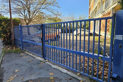 Parking 10 avenue Georges Pompidou