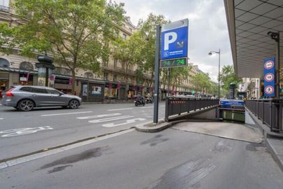 Vignette parking 48 boulevard Haussmann - place 875