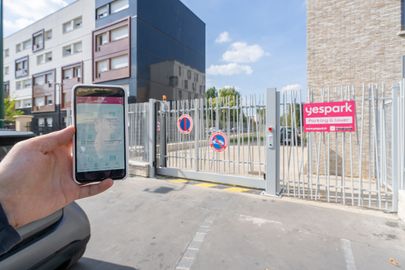 Parking Tramway Parc Pierre Lagravère - Colombes