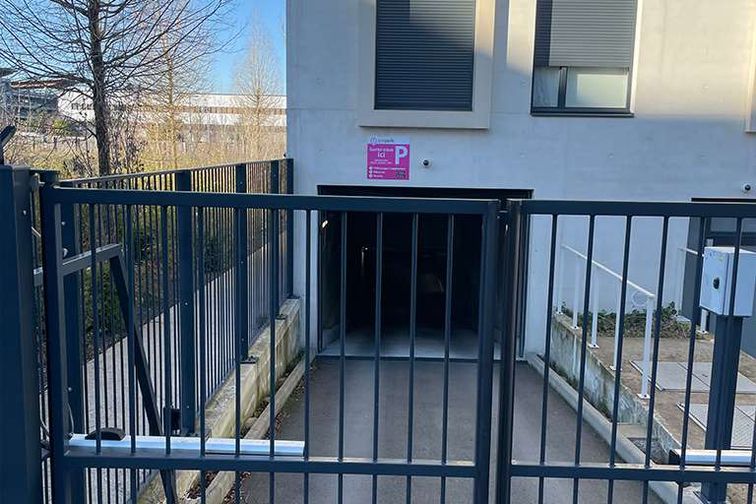 Massy - Massy Europe - Student Village - Parking réservable en ligne - Massy