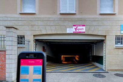 Vignette parking Petit Ivry - Ivry sur Seine - Droite